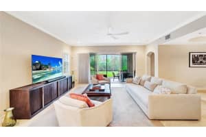 2874 Castillo Court, Naples, FL 34109 - MLS#225057378