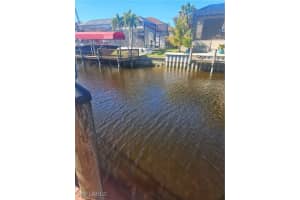 5332 11th Place, Cape Coral, FL 33914 - MLS#225057387