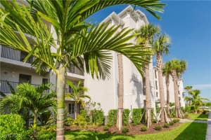 5629 Double Eagle Cir 4243, Ave Maria