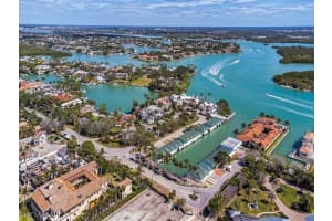 61 COVE Lane, Naples, FL 34102 Sold 02/17/26