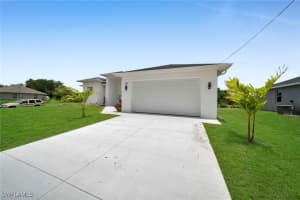 3706 16th Street, Lehigh Acres, FL 33971 - MLS#225057448