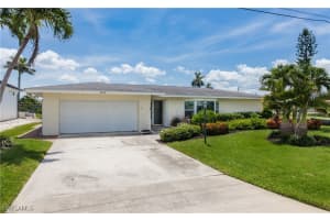 5609 De Soto Court, Cape Coral, FL 33904 - MLS#225057475