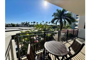 180 Seaview Court, Marco Island, FL 34145 - MLS#225057485