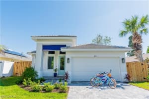 756 108th Ave N, Naples