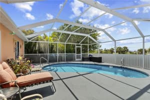 338 25th Terrace, Cape Coral, FL 33909 - MLS#225057534