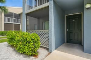 194 Santa Clara Dr 12, Naples