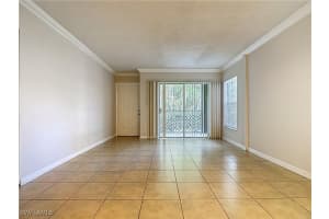 194 Santa Clara Drive, Naples, FL 34104 - MLS#225057555