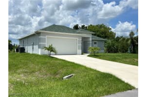 4208 28th Street, Lehigh Acres, FL 33976 - MLS#225057574