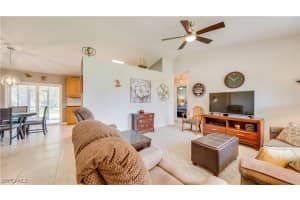 301 26th Terrace, Cape Coral, FL 33904 - MLS#225057588