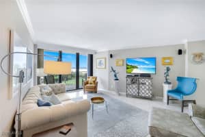 260 Seaview Court, Marco Island, FL 34145 - MLS#225057626