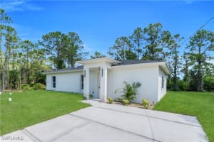 1132 Ravenswood Street, Lehigh Acres, FL 33974 Sold 09/03/25