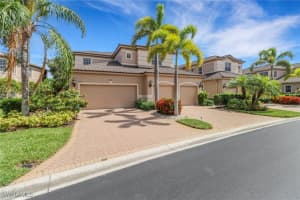 713 Regency Reserve Cir 5903, Naples