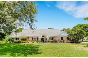12997 Coco Plum Ln, Naples
