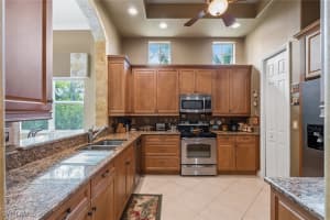 5757 Mango Circle, Naples, FL 34110 - MLS#225057904