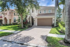 5730 Lago Villaggio Way, Naples