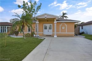770 93rd Ave N, Naples