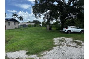 293 Byron Avenue, North Fort Myers, FL 33917 - MLS#225057959