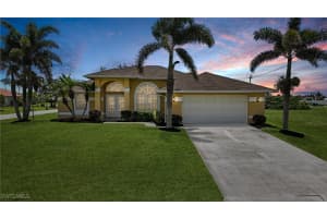 4322 32nd Terrace, Cape Coral, FL 33993 - MLS#225057965