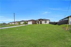 2018 Nelson Road, Cape Coral, FL 33993 - MLS#225057999