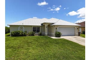 1529 15th Place, Cape Coral, FL 33991 - MLS#225058007