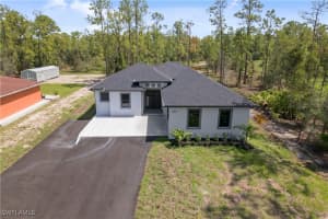 4371 47th Ave Ne, Naples