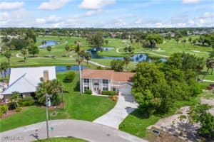 401 10th Lane, Cape Coral, FL 33990 - MLS#225058073