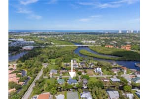 27296 Buccaneer Drive, Bonita Springs, FL 34135 - MLS#225058089