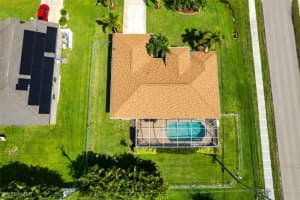 914 9th Court, Cape Coral, FL 33991 Sold 08/28/25