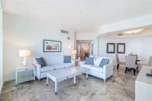 300 Dunes Boulevard, Naples, FL 34110 - MLS#225058096