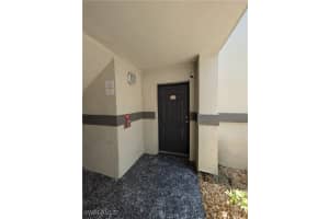 3401 Winkler Ave 111, Fort Myers