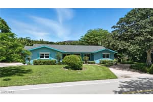 1809 Alamanda Drive, Naples, FL 34102 Sold 07/21/25
