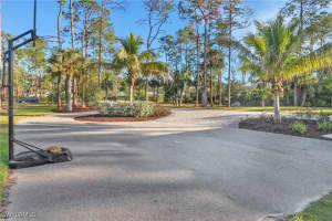4630 1st Avenue, Naples, FL 34119 - MLS#225058123