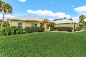 21090 Captain Nelson Court, Alva, FL 33920 - MLS#225058193