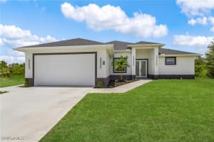 3805 E 16th St, Lehigh Acres