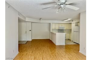 1260 Wildwood Lakes Boulevard, Naples, FL 34104 - MLS#225058310