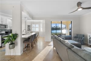 9727 Acqua Ct 417, Naples