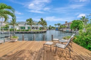 1407 Marlin Dr, Naples