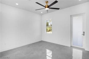 633 Wabasso Avenue, Lehigh Acres, FL 33974 - MLS#225058393