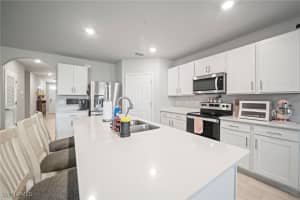 1921 23rd Street, Cape Coral, FL 33993 - MLS#225058397