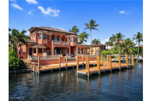 841 Cypress Lake Cir, Fort Myers