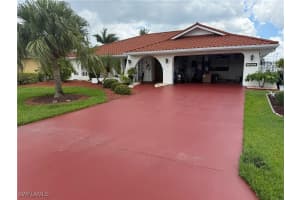 804 Santa Barbara Place, Cape Coral, FL 33991 - MLS#225058410