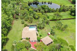 761 Pine Vale Dr, Naples