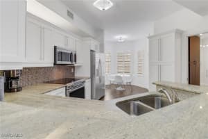450 Bayfront Place, Naples, FL 34102 - MLS#225058467
