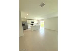 17561 Paradiso Way, North Fort Myers, FL 33917 - MLS#225058491