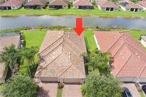 2042 Tamarron Ln, Naples