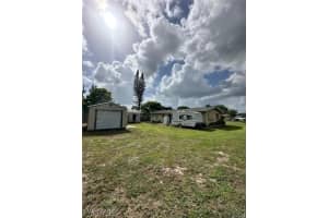 506 York Rd, Lehigh Acres, FL 33936 - MLS#225058541