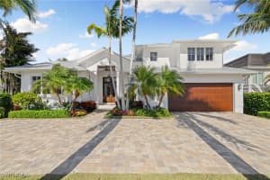 1521 Pelican Ave, Naples