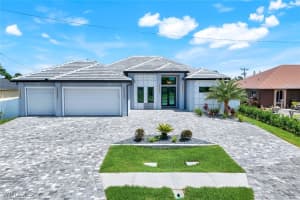 405 Mohawk Pkwy, Cape Coral