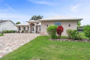 2416 8th Avenue, Cape Coral, FL 33990 - MLS#225058610