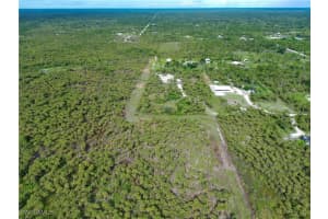 2521 Woodland Grade Road, Naples, FL 34117 Sold 01/09/26